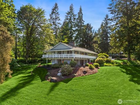 11186 Blue Pond Place NE Bainbridge Island WA 98110