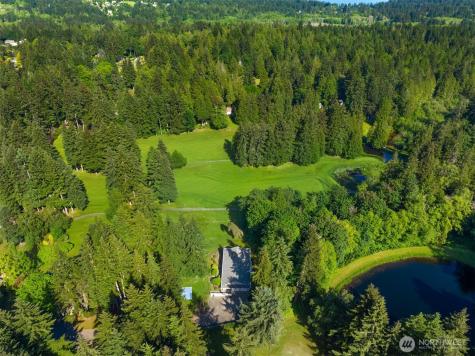 11186 Blue Pond Place NE Bainbridge Island WA 98110