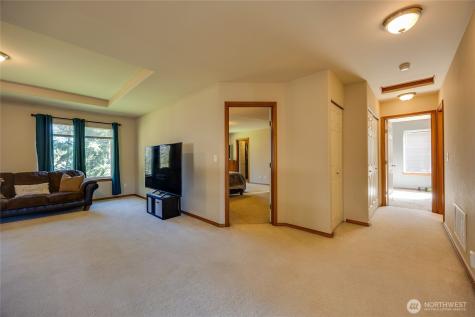 18623 87th Avenue Court E Puyallup WA 98375