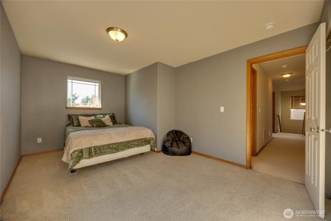 18623 87th Avenue Court E Puyallup WA 98375