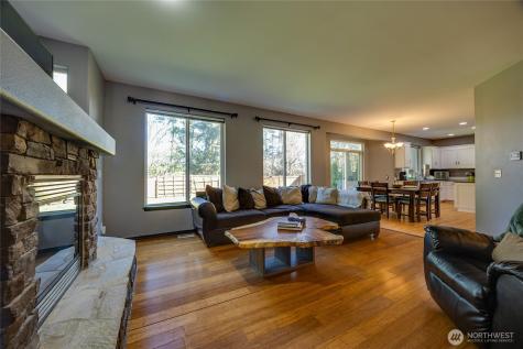 18623 87th Avenue Court E Puyallup WA 98375