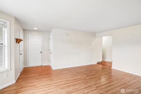 308 SE 9th Street Battle Ground WA 98604