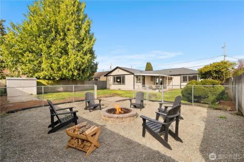 1308 18th Street NW Puyallup WA 98371
