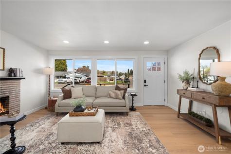 1308 18th Street NW Puyallup WA 98371