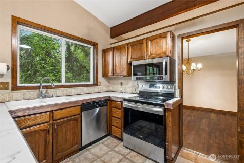 23908 SE 168 Street Issaquah WA 98027
