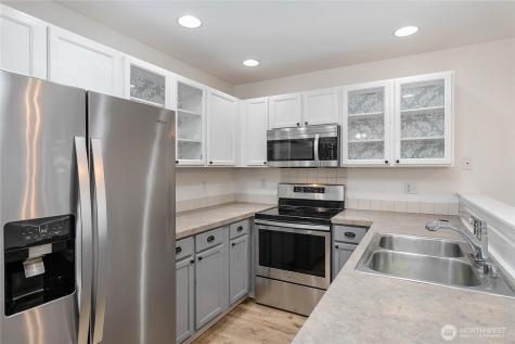 3310 Rosewood Street Mount Vernon WA 98273