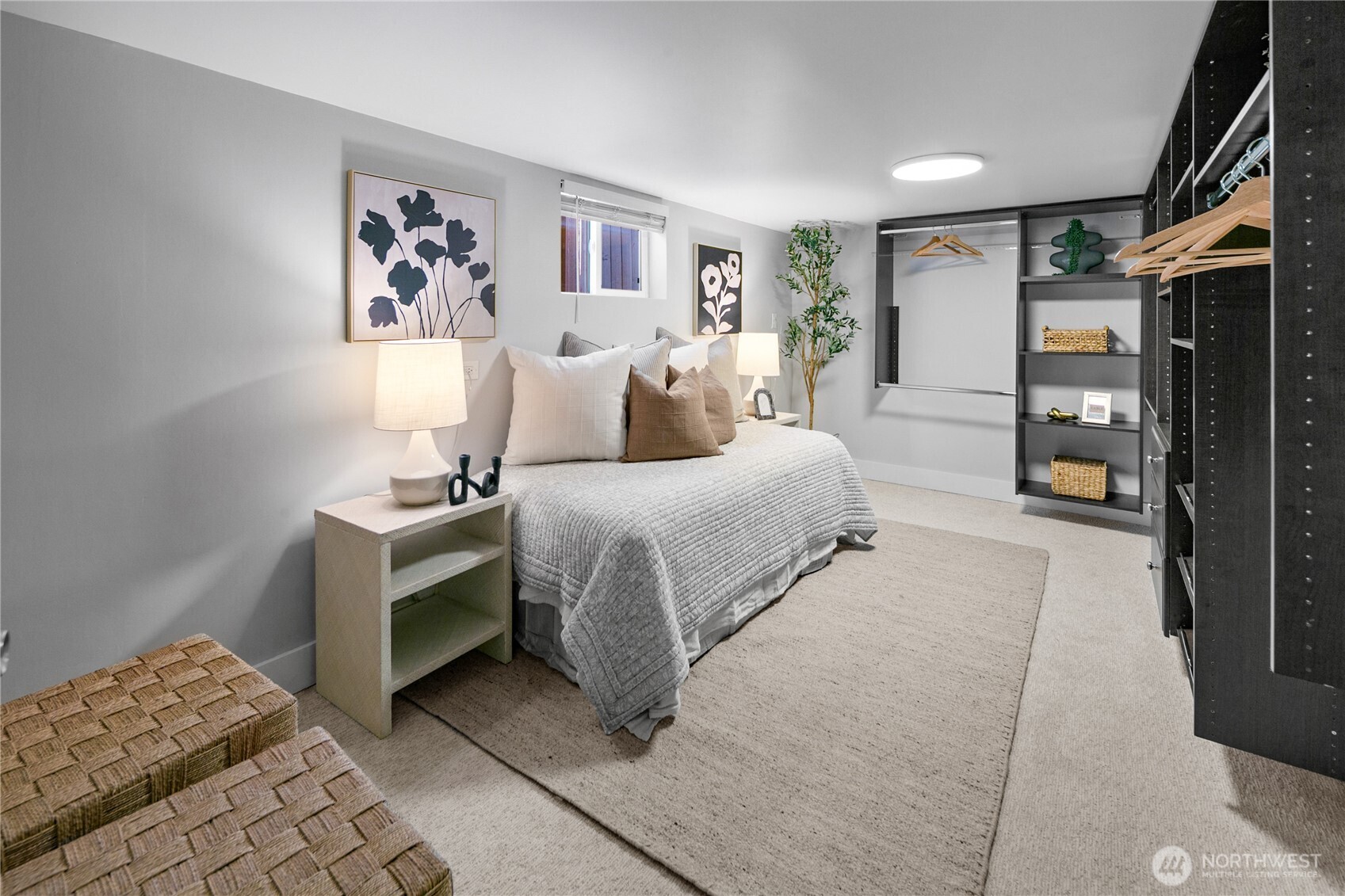 1516 S Bennett Street Seattle WA 98108