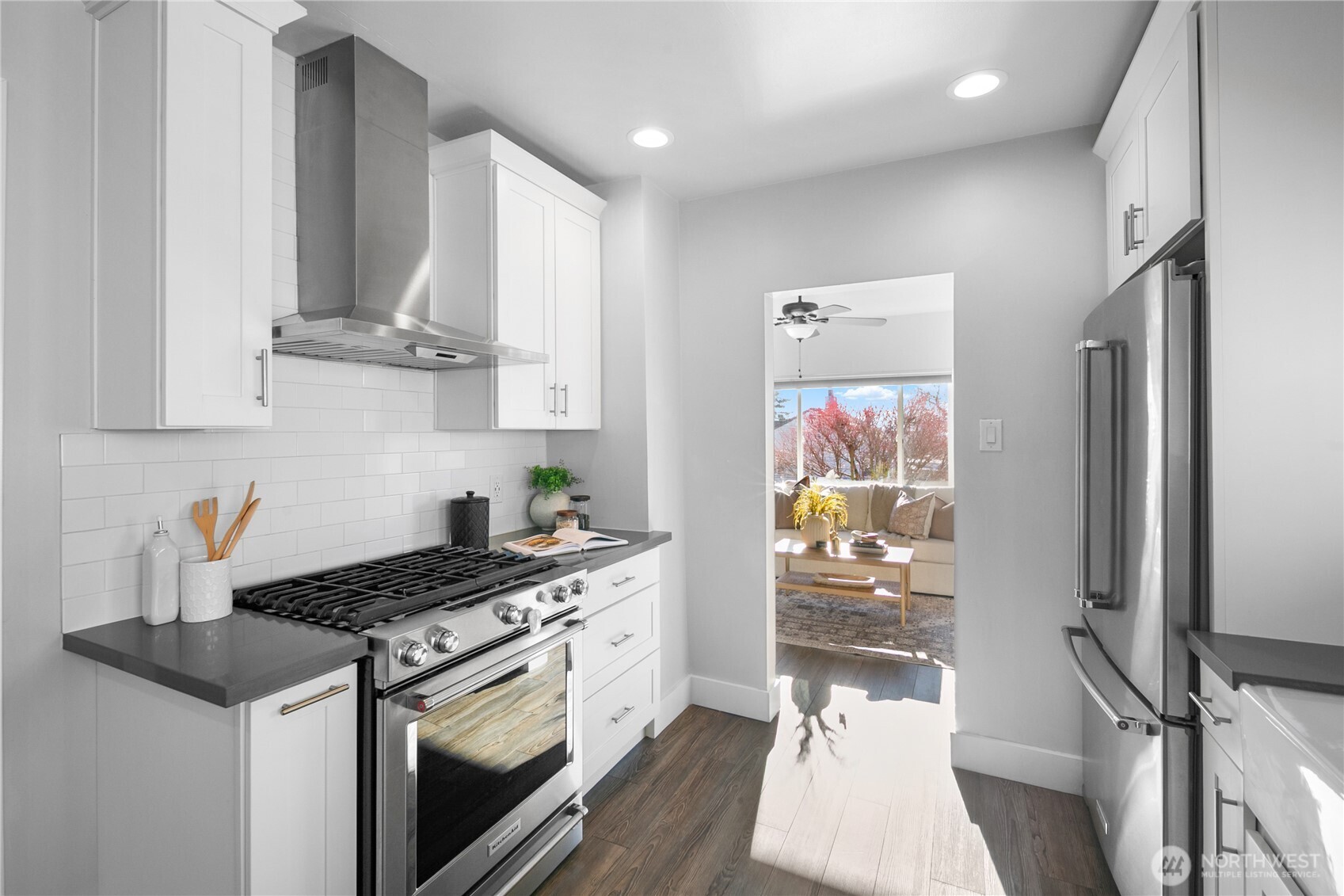 1516 S Bennett Street Seattle WA 98108