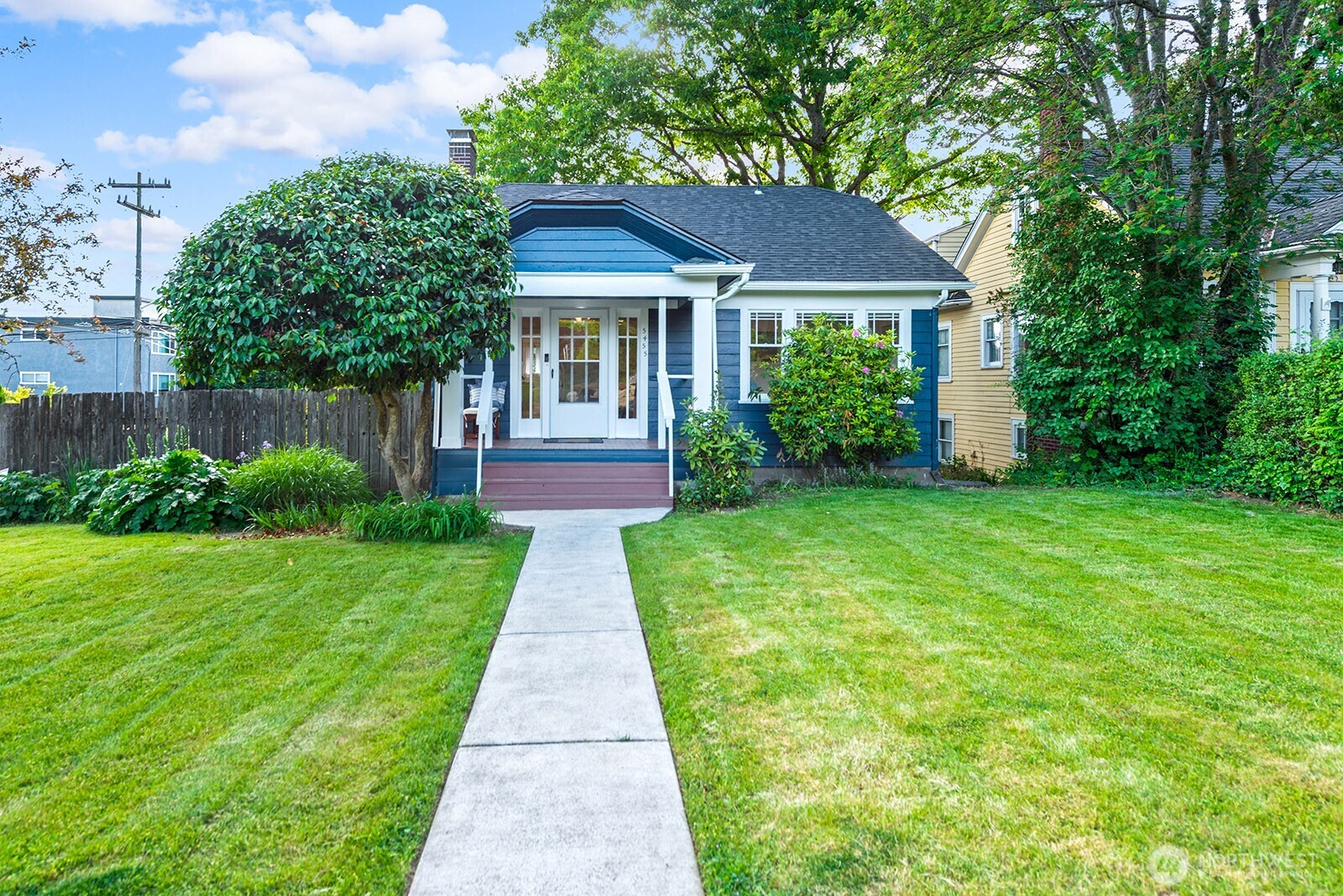 5455 42nd Avenue SW Seattle WA 98136