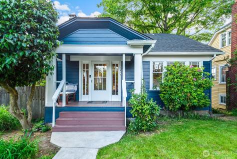5455 42nd Avenue SW Seattle WA 98136