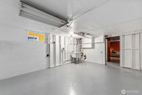 5455 42nd Avenue SW Seattle WA 98136