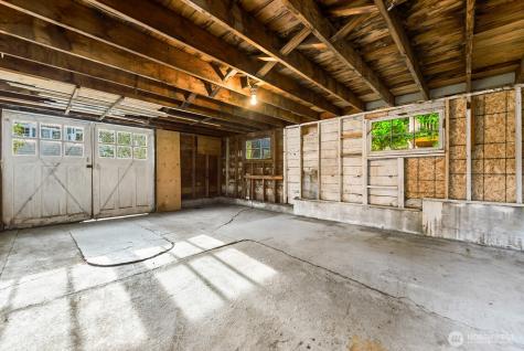 5455 42nd Avenue SW Seattle WA 98136
