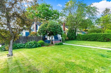 5455 42nd Avenue SW Seattle WA 98136