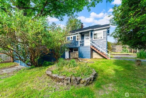 5455 42nd Avenue SW Seattle WA 98136