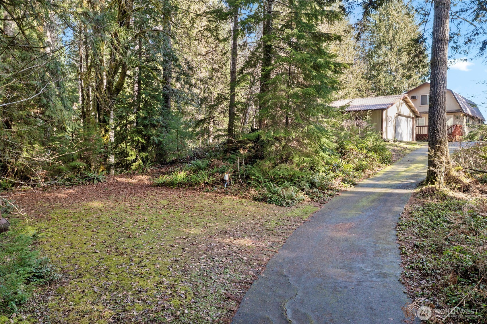 941 N Potlatch Drive Hoodsport WA 98548