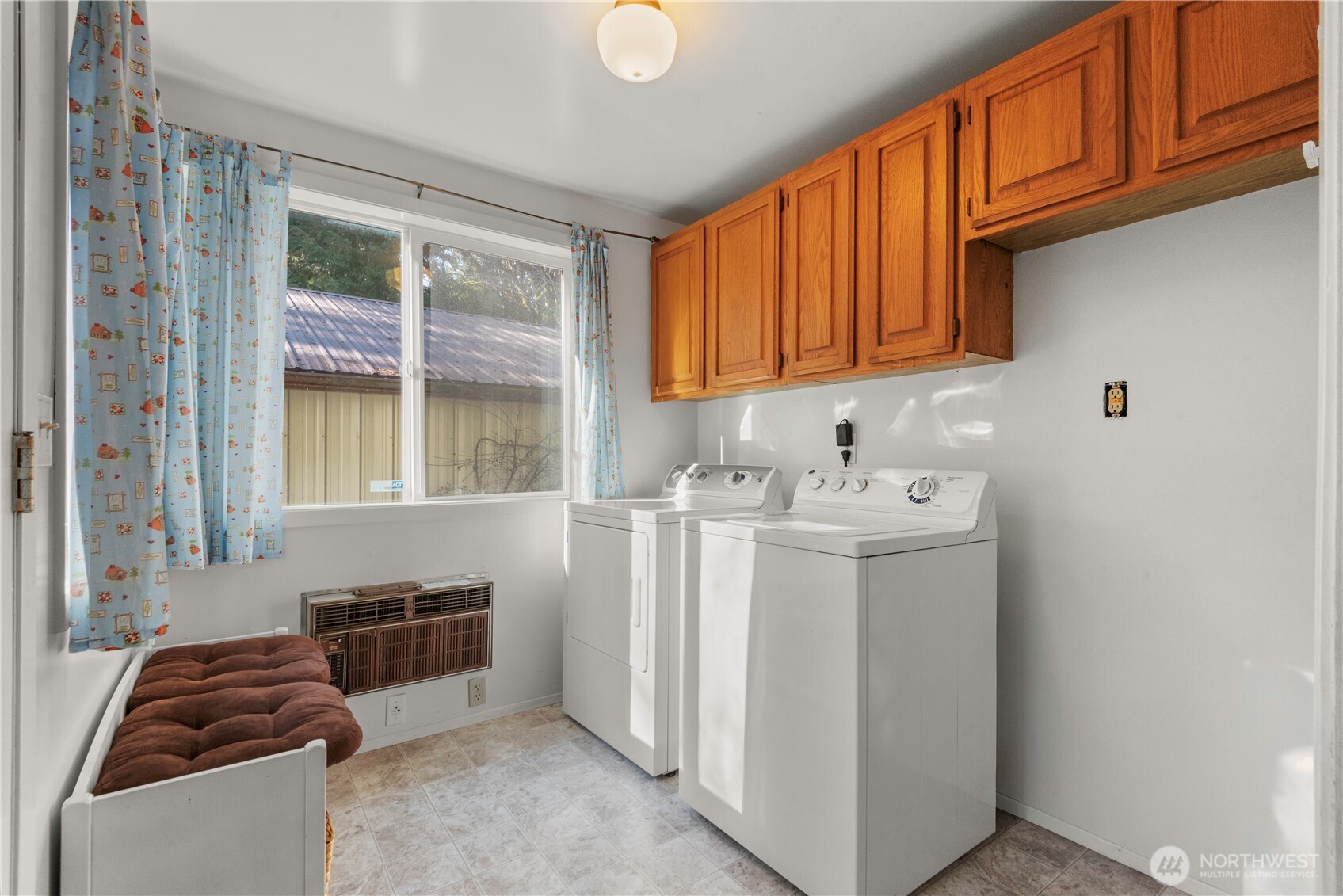 941 N Potlatch Drive Hoodsport WA 98548