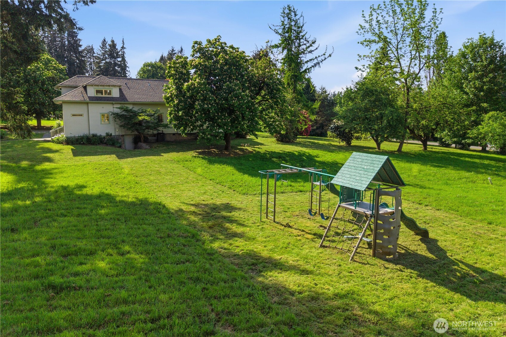 20015 NE 50th Street Redmond WA 98053