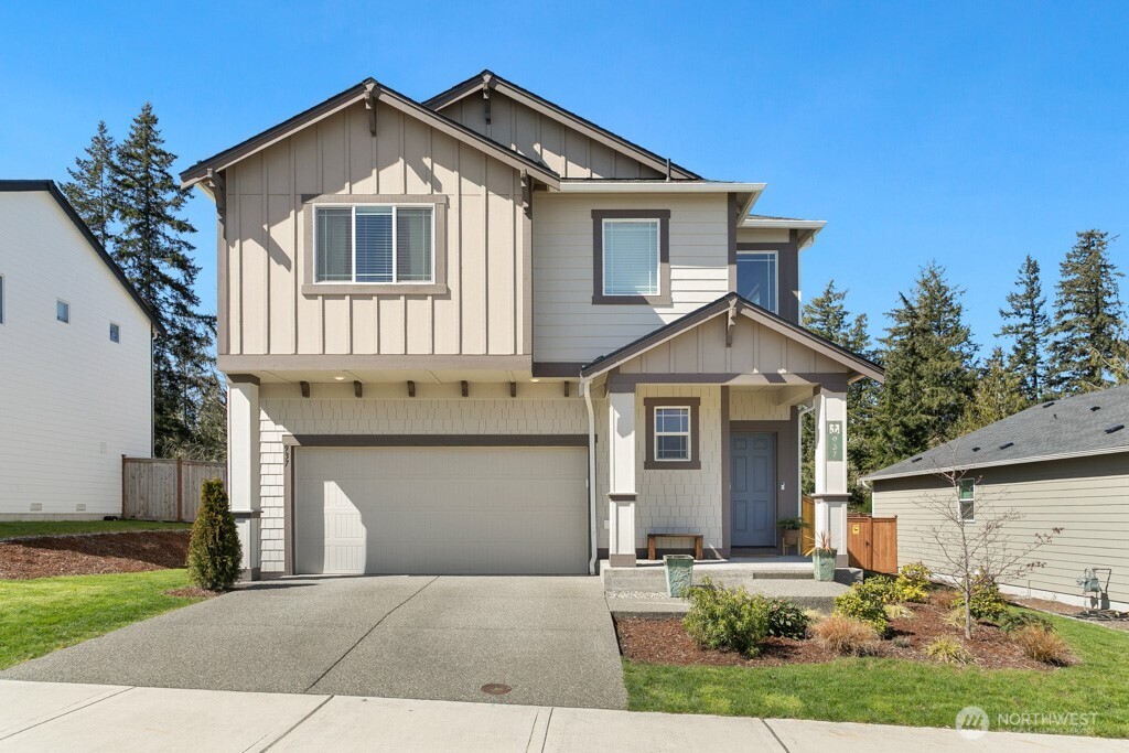 937 Panoramic Loop Bremerton WA 98312