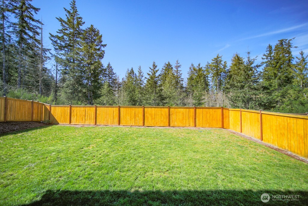 937 Panoramic Loop Bremerton WA 98312