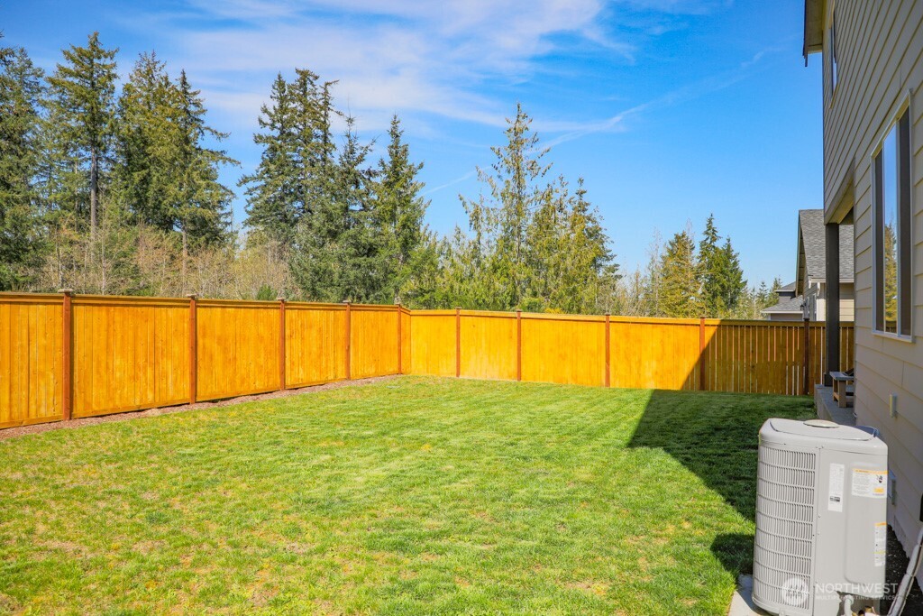 937 Panoramic Loop Bremerton WA 98312