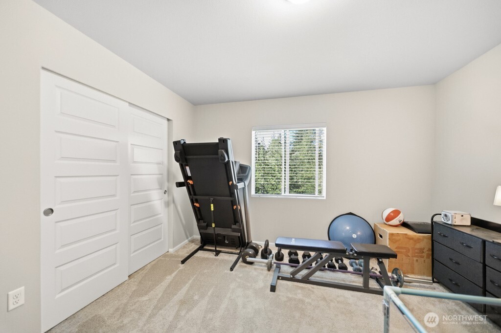 937 Panoramic Loop Bremerton WA 98312