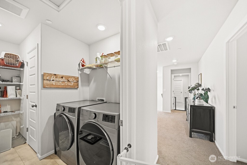 937 Panoramic Loop Bremerton WA 98312