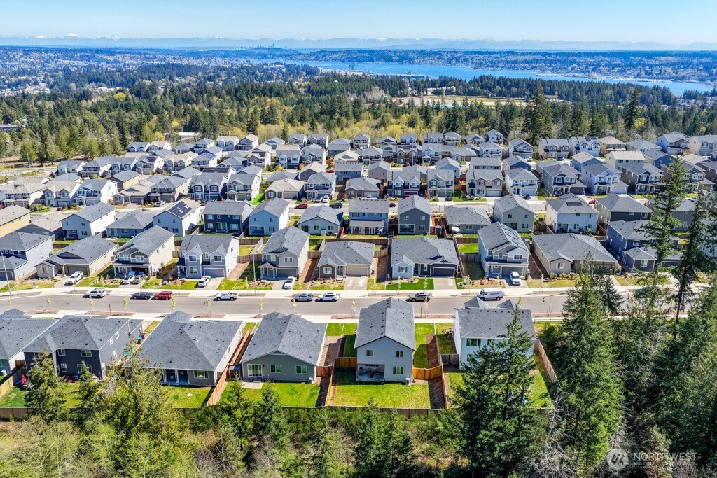 937 Panoramic Loop Bremerton WA 98312