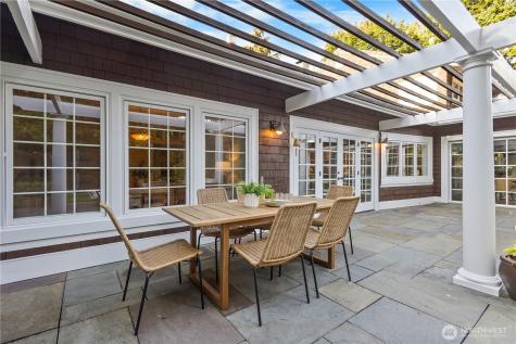 7641 NE 12th Street Medina WA 98039