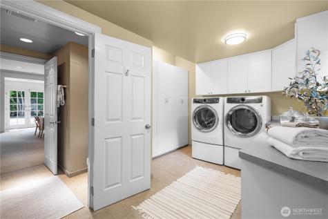 7641 NE 12th Street Medina WA 98039