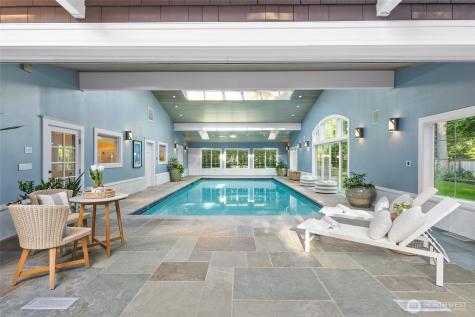 7641 NE 12th Street Medina WA 98039