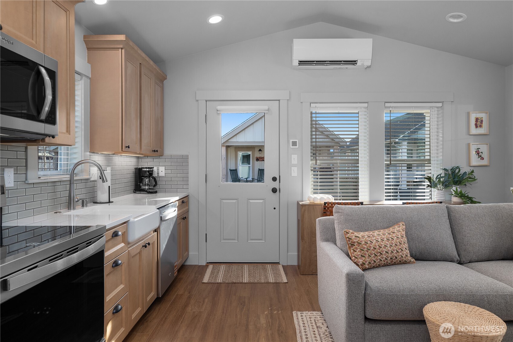 40 Bungalow Loop Pacific Beach WA 98571