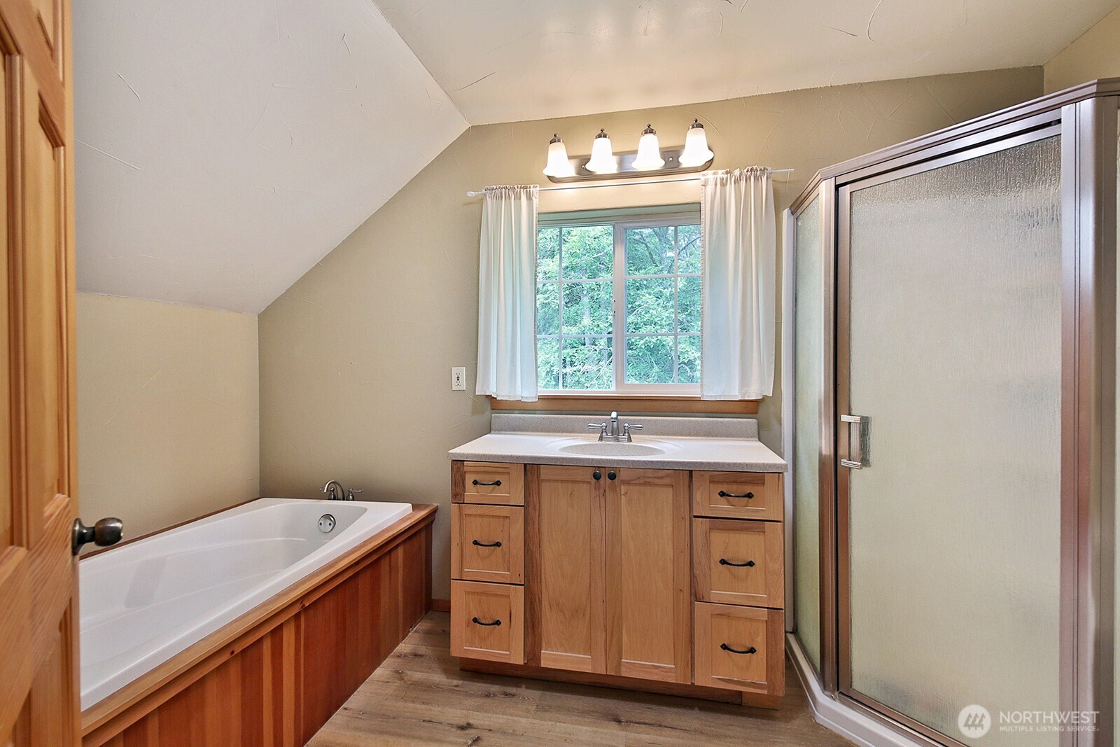 6939 Old Wagon Road Clinton WA 98236