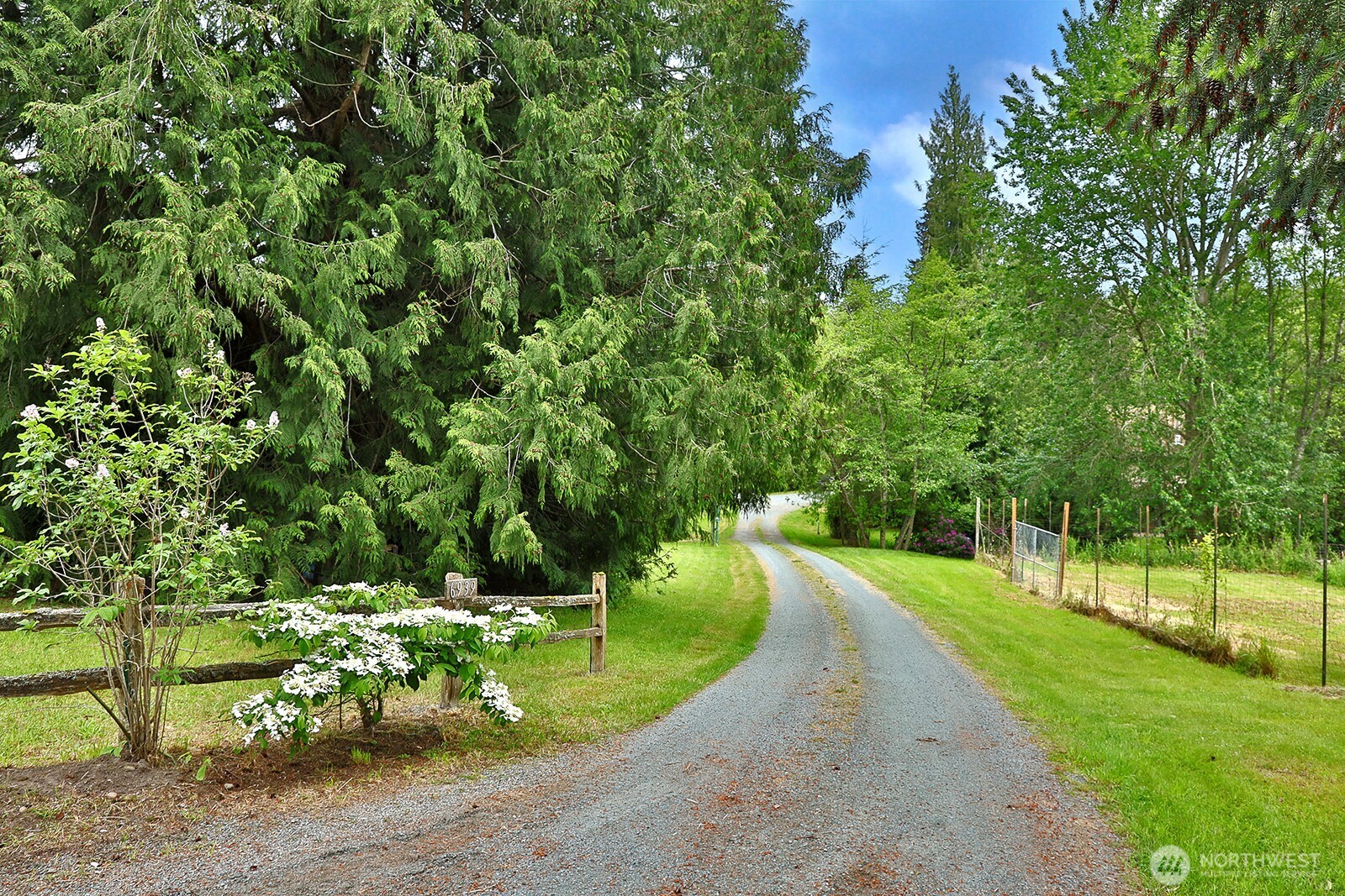 6939 Old Wagon Road Clinton WA 98236
