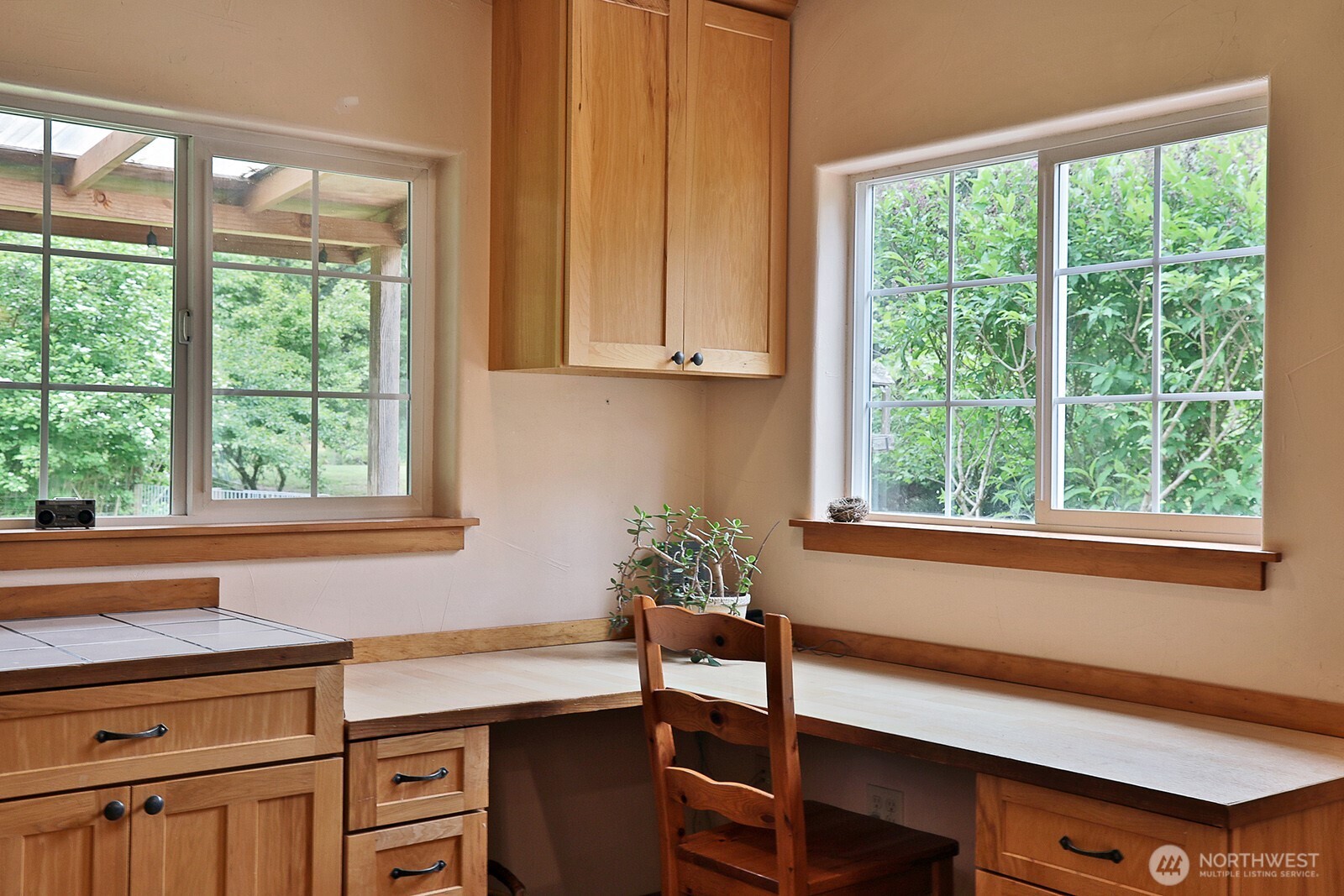 6939 Old Wagon Road Clinton WA 98236