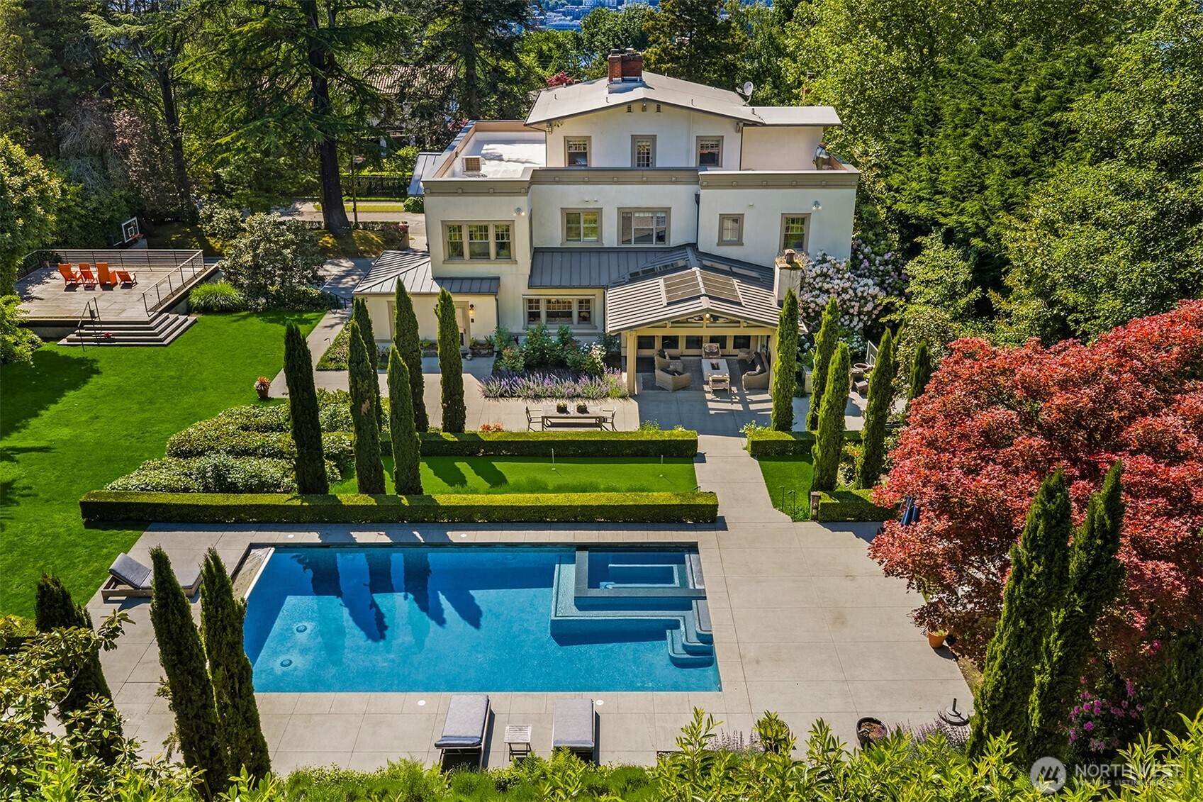 1642 Federal Avenue E Seattle WA 98122