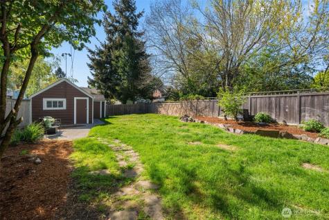 7735 13th Avenue NW Seattle WA 98117