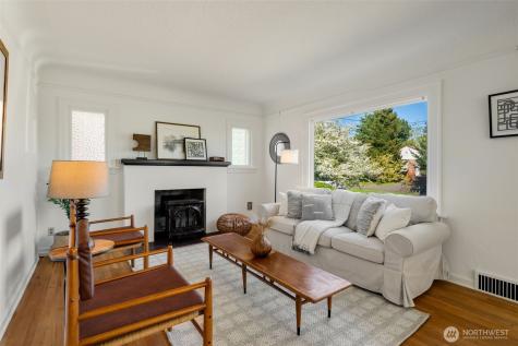 7735 13th Avenue NW Seattle WA 98117