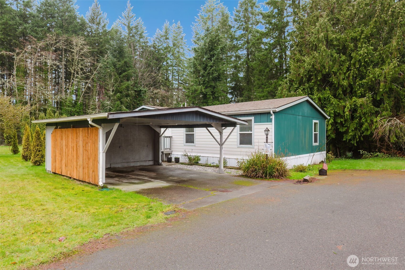 3371 SE Bielmeier Road Port Orchard WA 98367