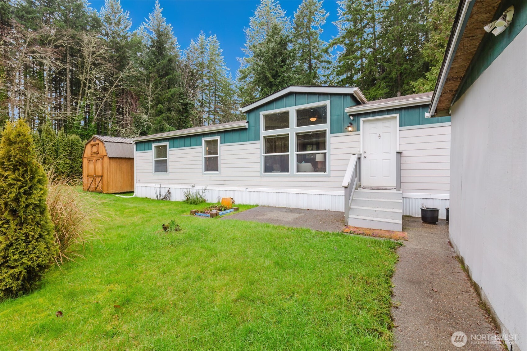 3371 SE Bielmeier Road Port Orchard WA 98367