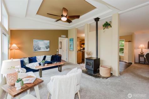 3371 SE Bielmeier Road Port Orchard WA 98367