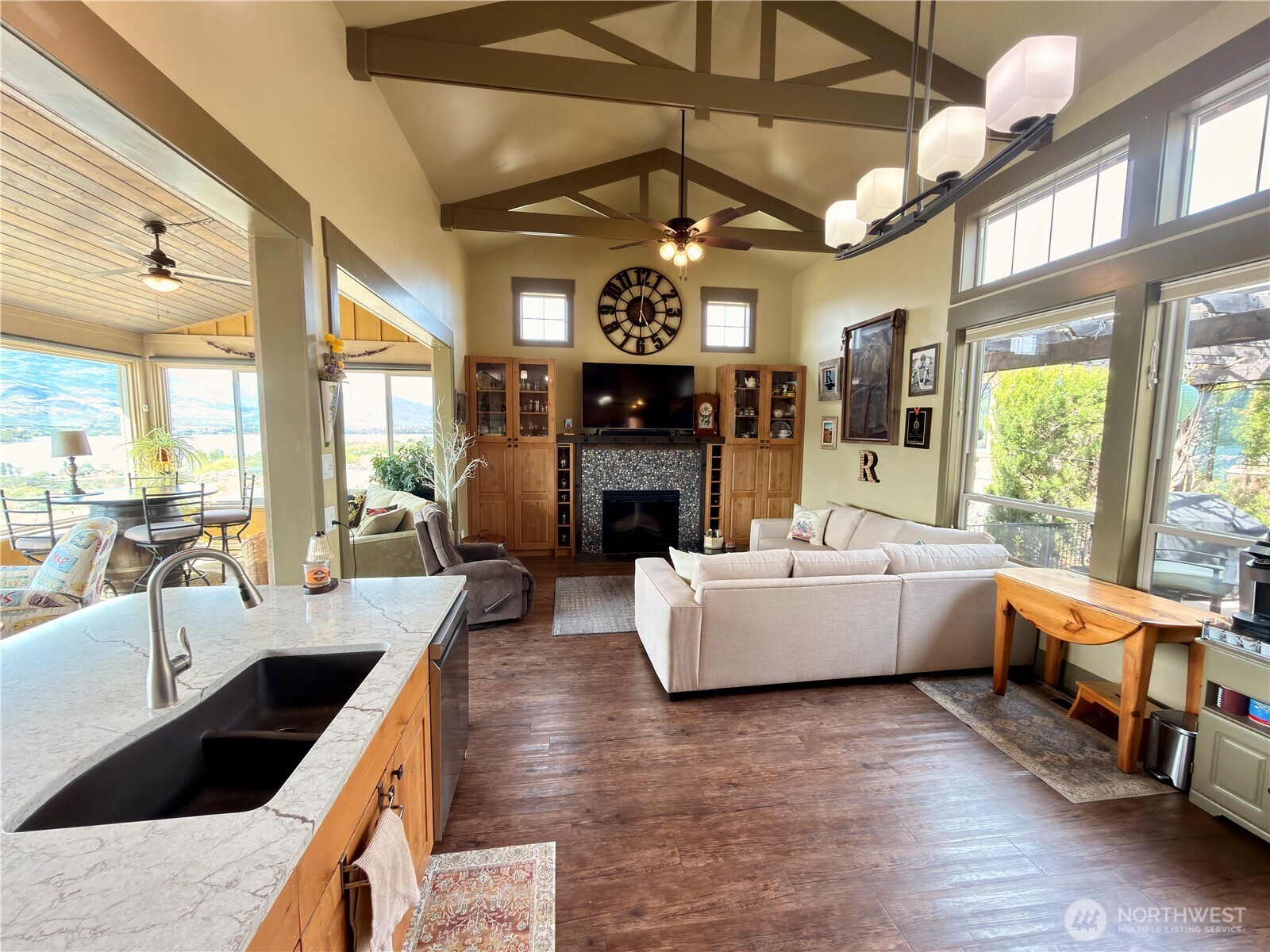 122 Village Way Oroville WA 98844