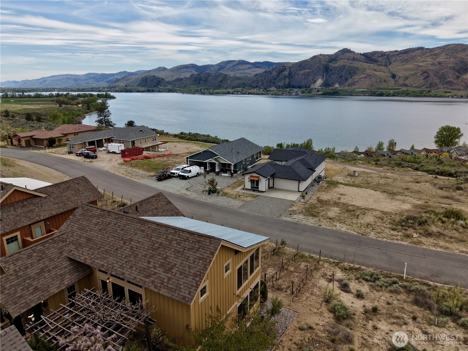 122 Village Way Oroville WA 98844