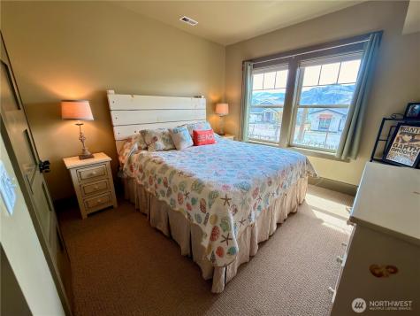 122 Village Way Oroville WA 98844