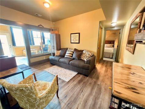 122 Village Way Oroville WA 98844