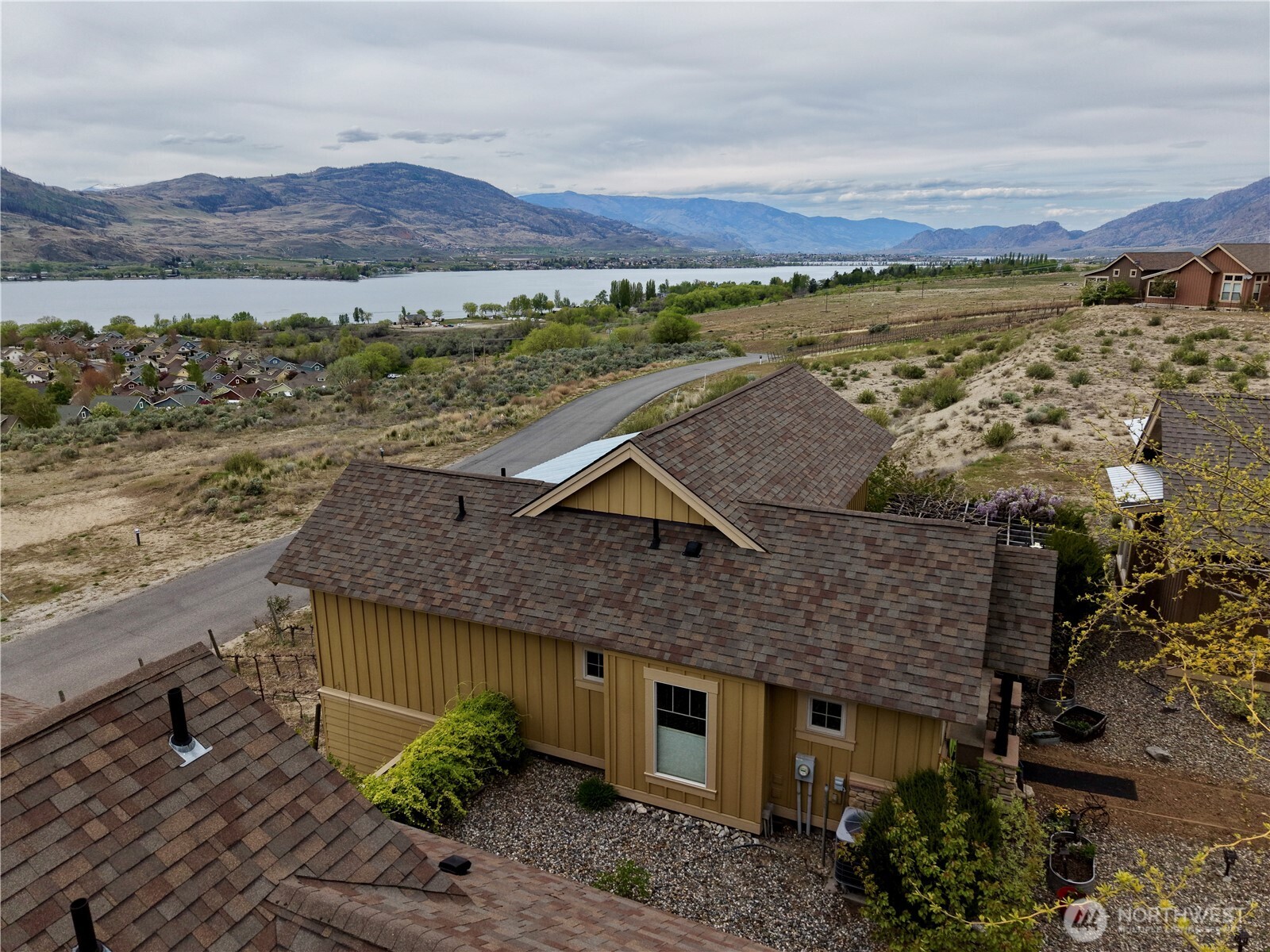 122 Village Way Oroville WA 98844