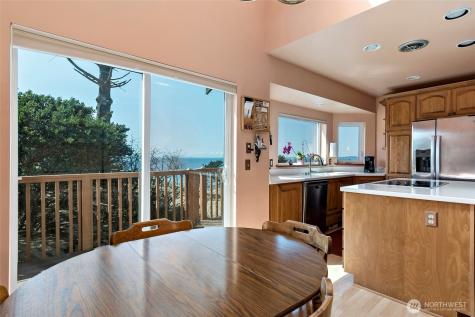2345 W Beach Road Oak Harbor WA 98277