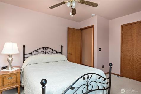 2345 W Beach Road Oak Harbor WA 98277