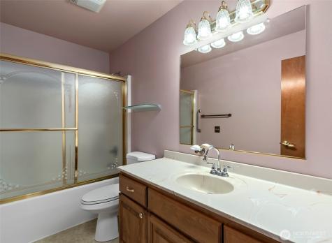 2345 W Beach Road Oak Harbor WA 98277