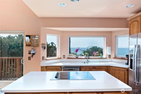 2345 W Beach Road Oak Harbor WA 98277