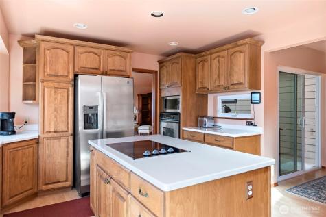 2345 W Beach Road Oak Harbor WA 98277